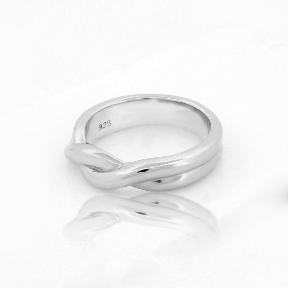 925 Sterling Silver White Gold Plated Crossover Love Knot Ring for Women – Elegant Proposal & Casual Wear Jewelry